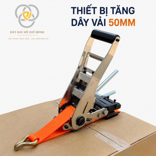 Thiết bị tăng dây vải 50mm bằng thép cường lực với cơ cấu bánh cóc giúp siết chặt dây tăng đơ trong vận chuyển hàng hóa.